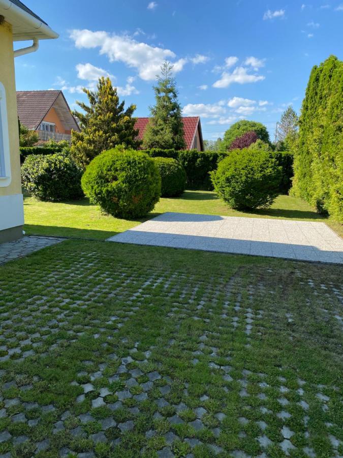 Pacsirta Apartman Lenti Eksteriør billede