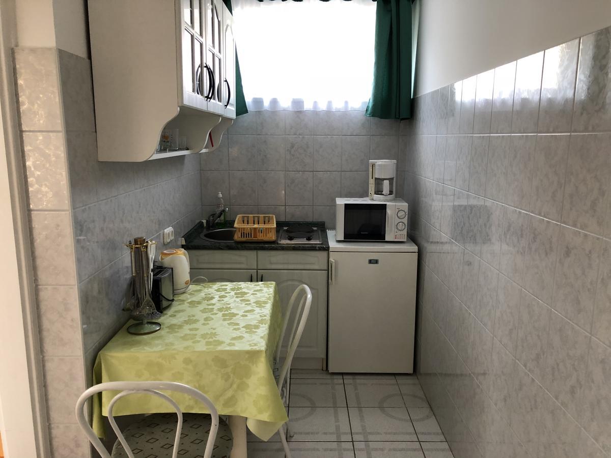 Pacsirta Apartman Lenti Eksteriør billede